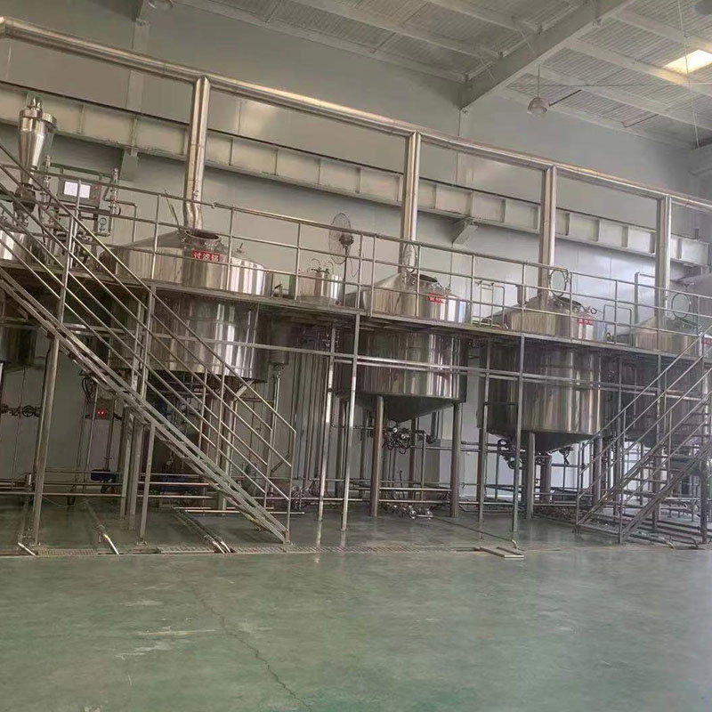 灵山小型啤酒设备